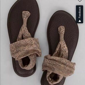 SANUK Women’s Yoga Sling Sandals size 8